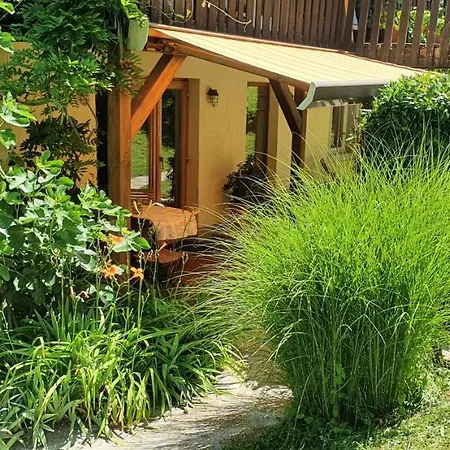 Paradies 2 Castellberg-jakobsweg Apartamento Döttingen